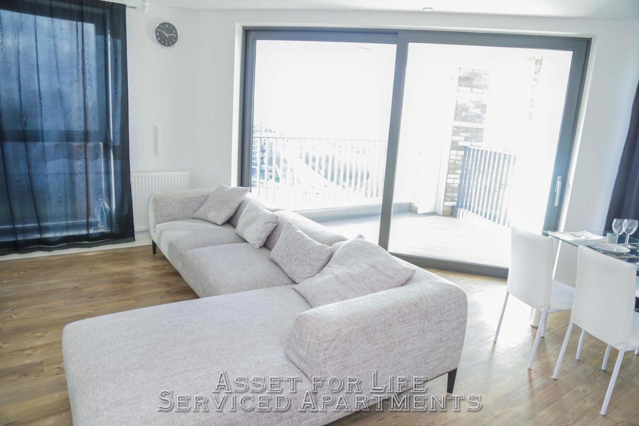 Pontoon Dock Key Workers Apartment London Exteriör bild